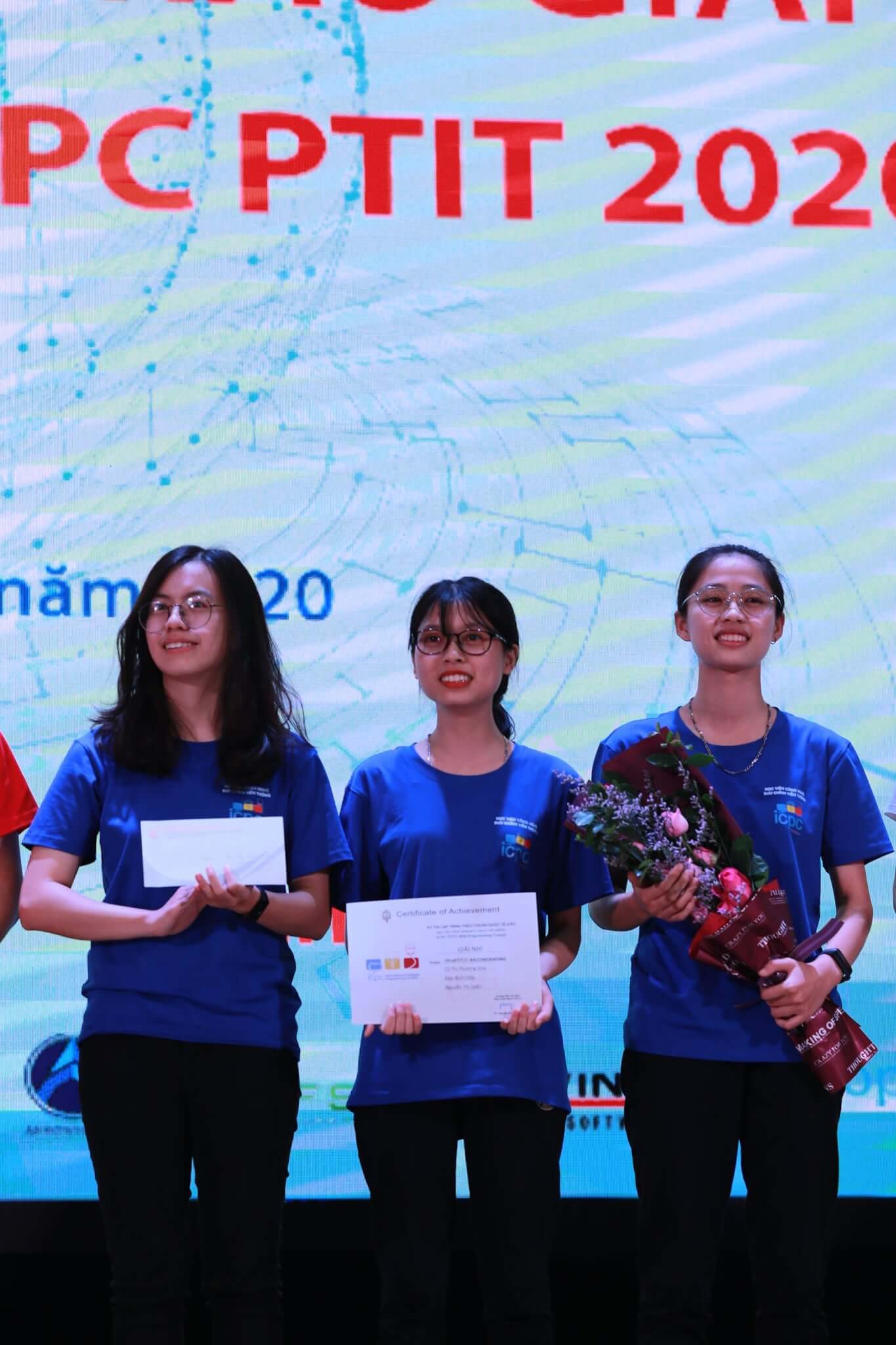 Giải Nhì ICPC PTIT 2020