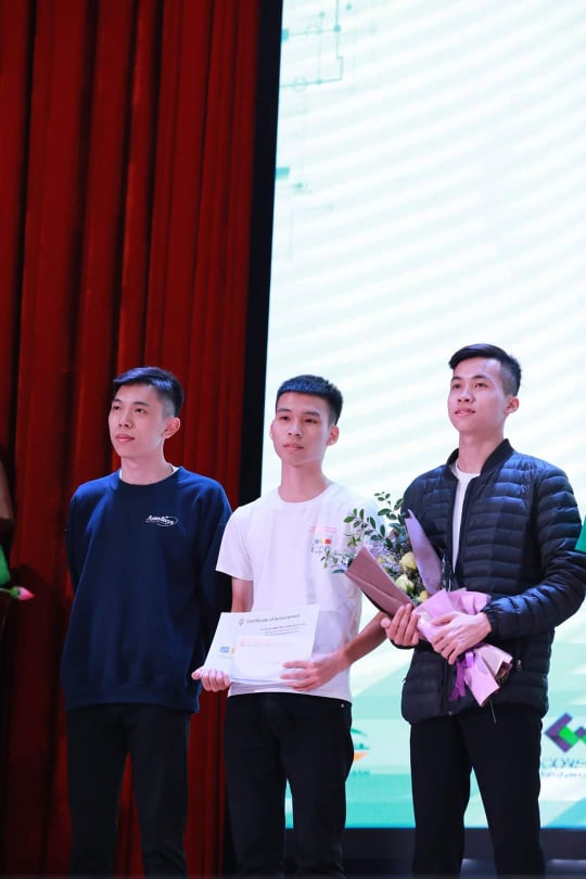 Giải nhất ICPC 2020